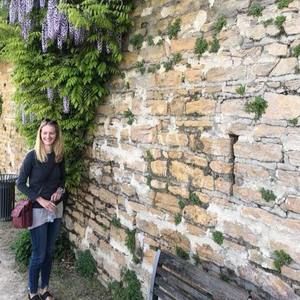 Meet your Posher, Courtney